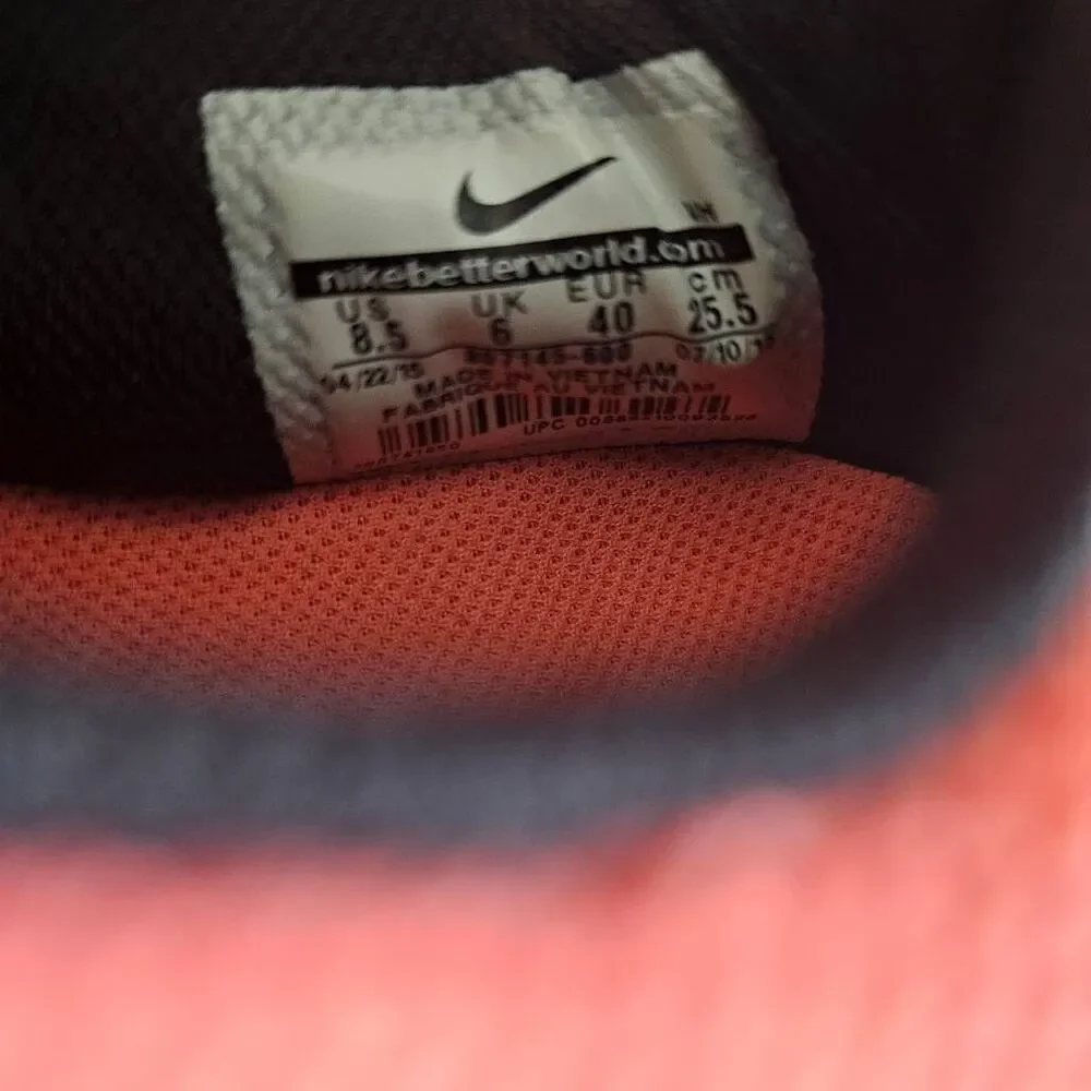 Nike womens Sz 8.5 coral and black fs lite Run Running shoes - Picture 6 of 6